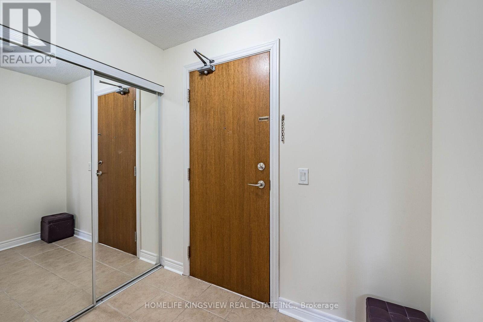 807 - 60 Disera Drive, Vaughan, Ontario  L4J 9G1 - Photo 9 - N13700322