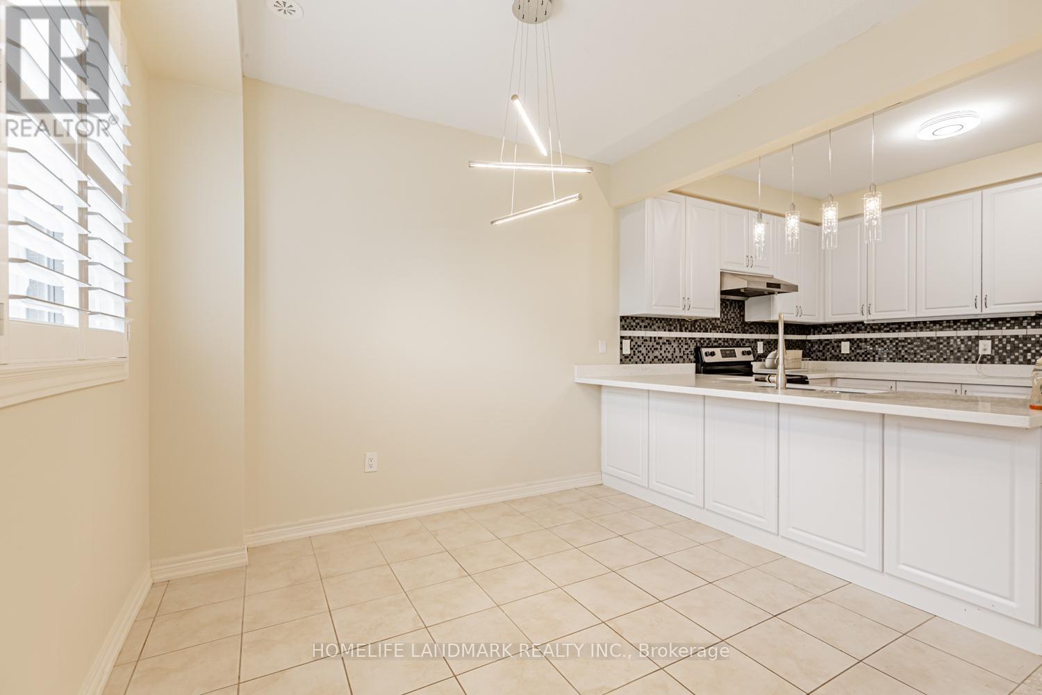 92 - 29 Spiv Grove Way, Markham, Ontario  L6E 0T6 - Photo 15 - N13700324