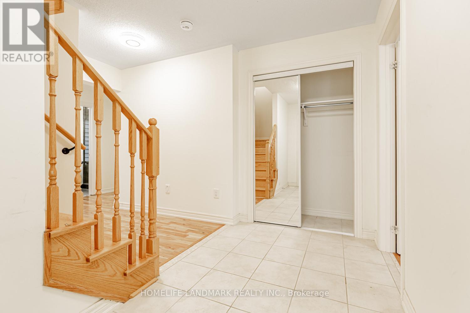 92 - 29 Spiv Grove Way, Markham, Ontario  L6E 0T6 - Photo 7 - N13700324