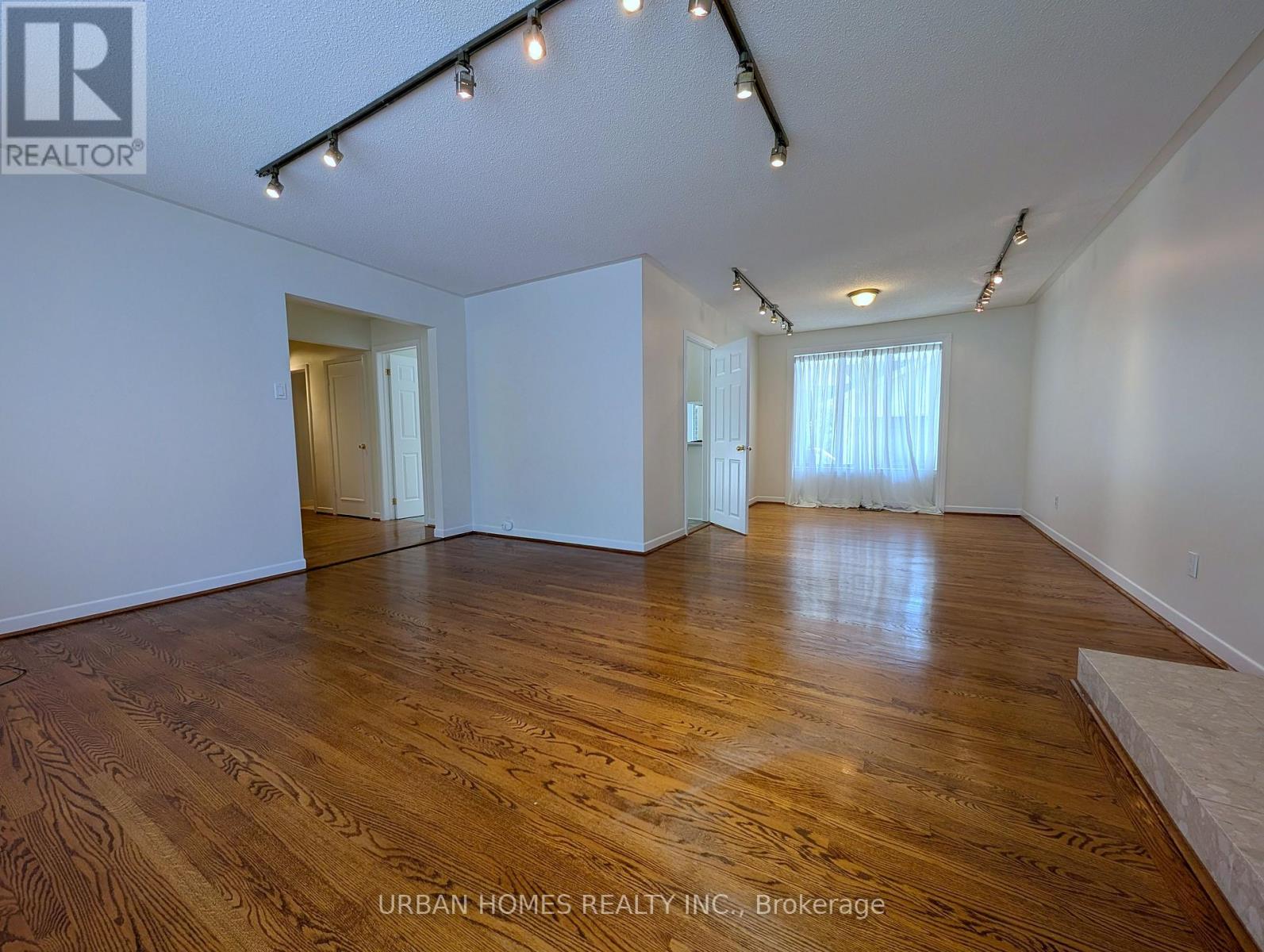 380 Mill Street, Richmond Hill (Mill Pond), Ontario  L4C 4B9 - Photo 11 - N13700366