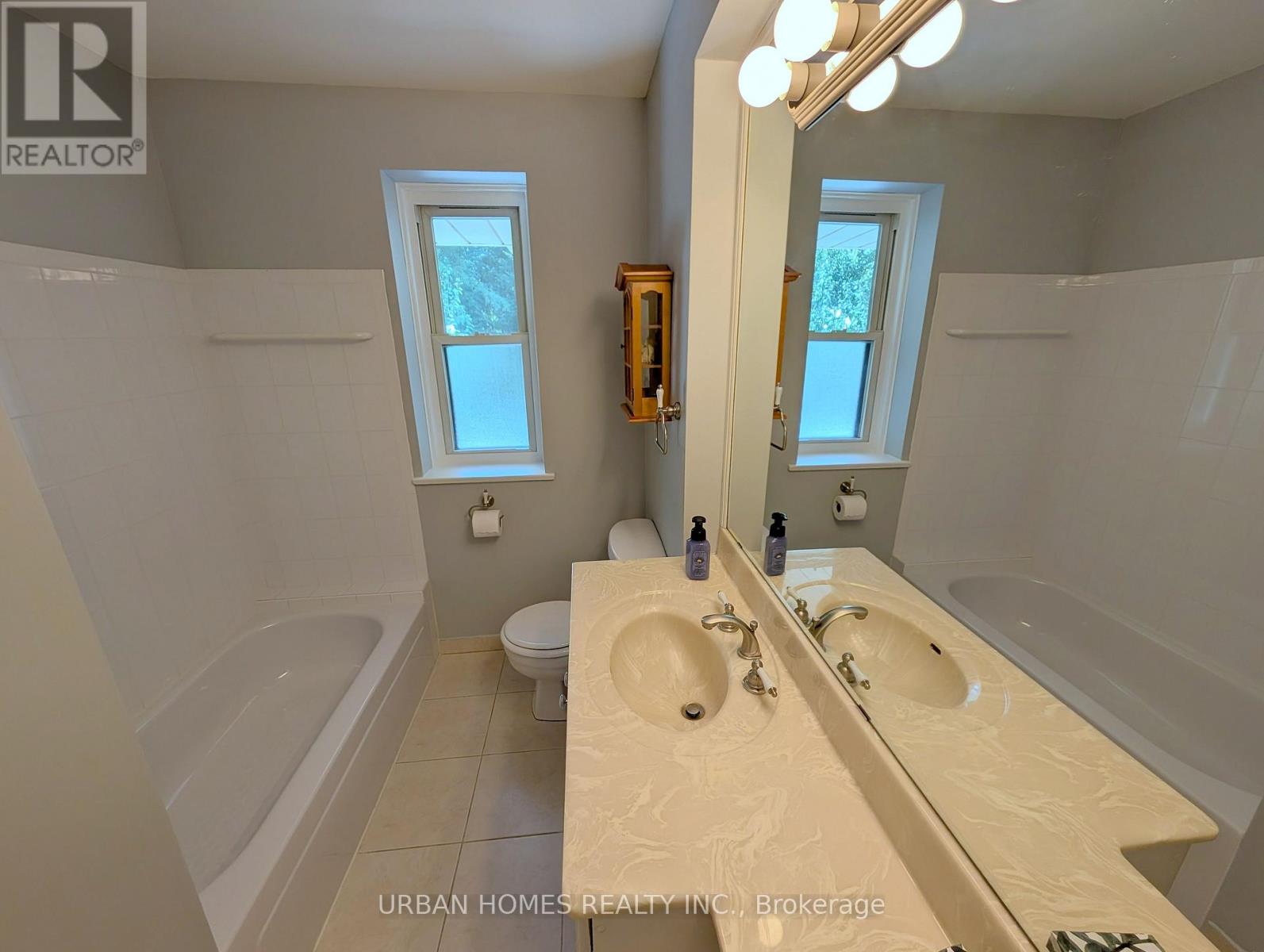 380 Mill Street, Richmond Hill (Mill Pond), Ontario  L4C 4B9 - Photo 17 - N13700366