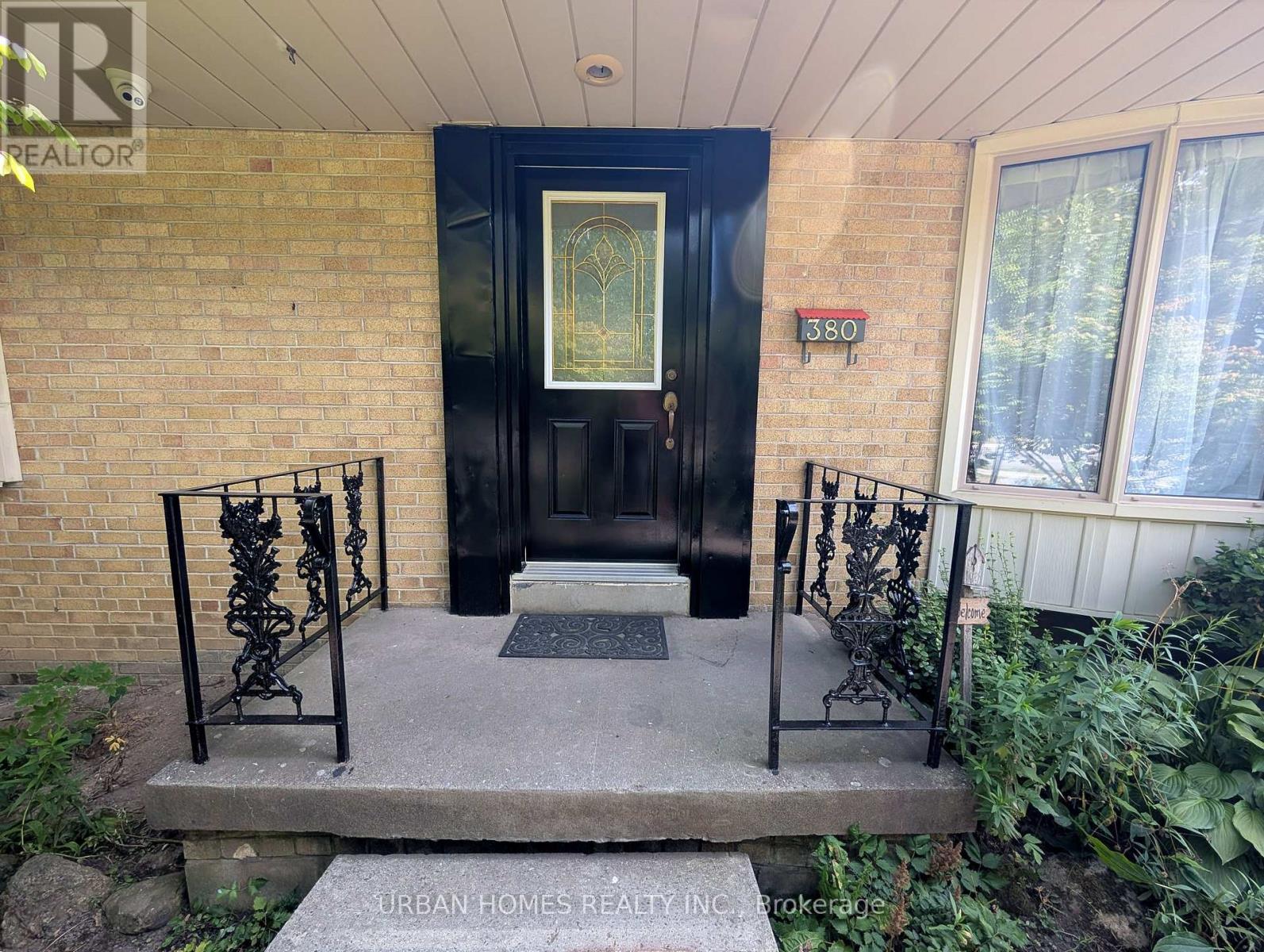380 Mill Street, Richmond Hill (Mill Pond), Ontario  L4C 4B9 - Photo 3 - N13700366