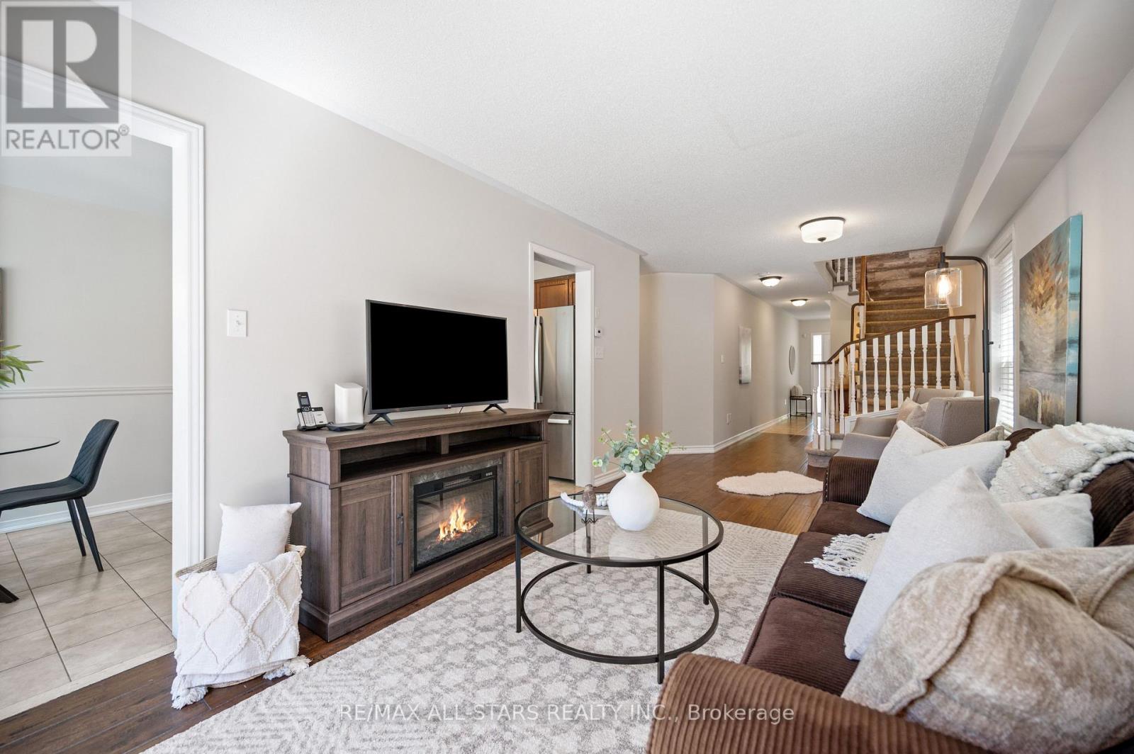 195 Richard Underhill Avenue, Whitchurch-Stouffville, Ontario  L4A 0Z4 - Photo 11 - N13700392