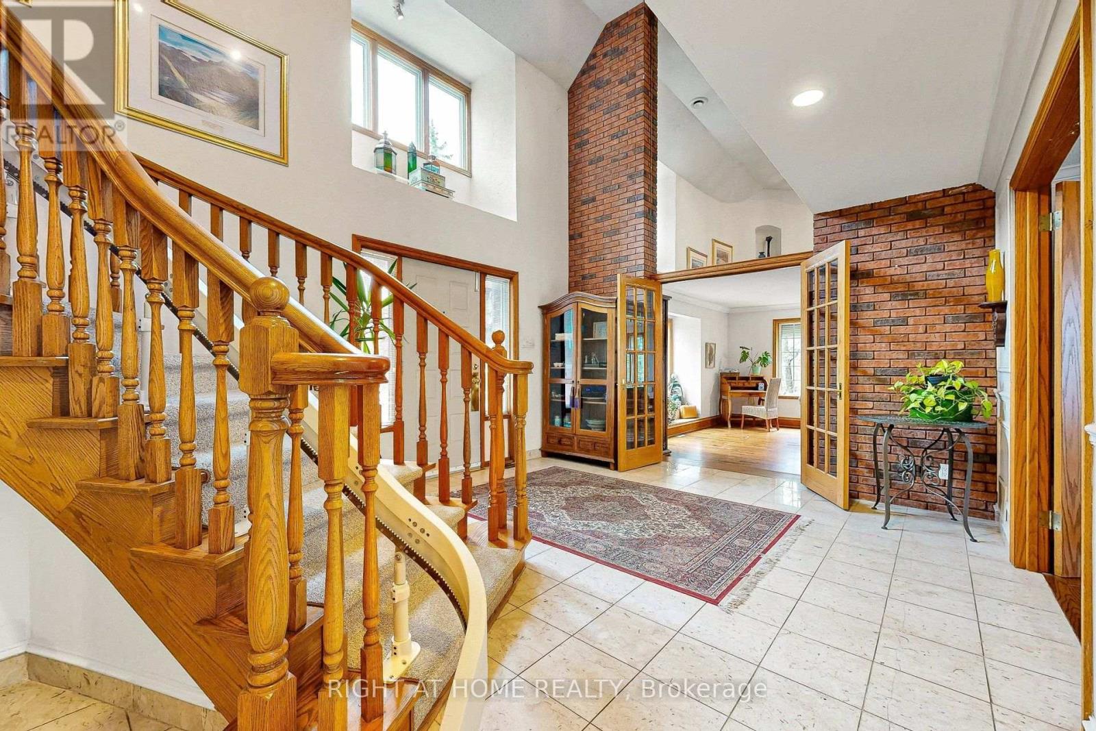 566 Sunset Beach Road, Richmond Hill, Ontario  L4E 3J8 - Photo 7 - N13700502