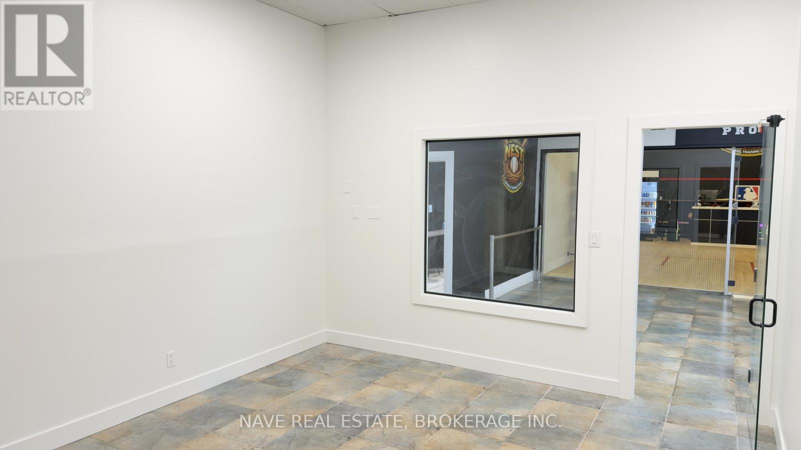 Unit K - 77-83 Davis Drive, Newmarket, Ontario  L3Y 2M9 - Photo 12 - N13700522