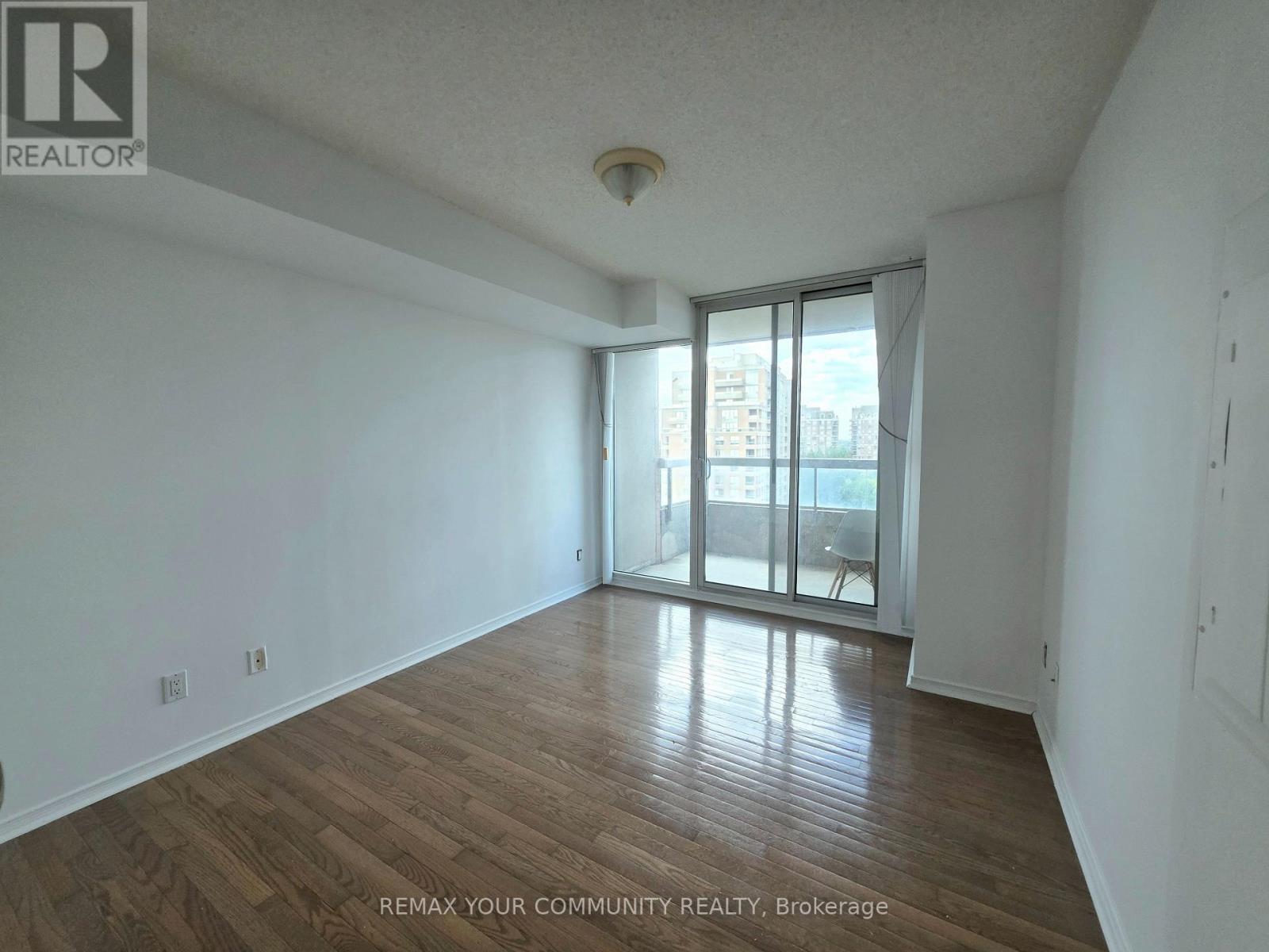 916 - 9 Northern Heights Drive E Drive, Richmond Hill (Langstaff), Ontario  L4B 4M6 - Photo 9 - N13700544