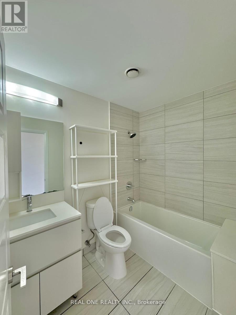 Rg22 - 25 Water Walk Drive, Markham, Ontario  L6G 0G3 - Photo 16 - N13700590