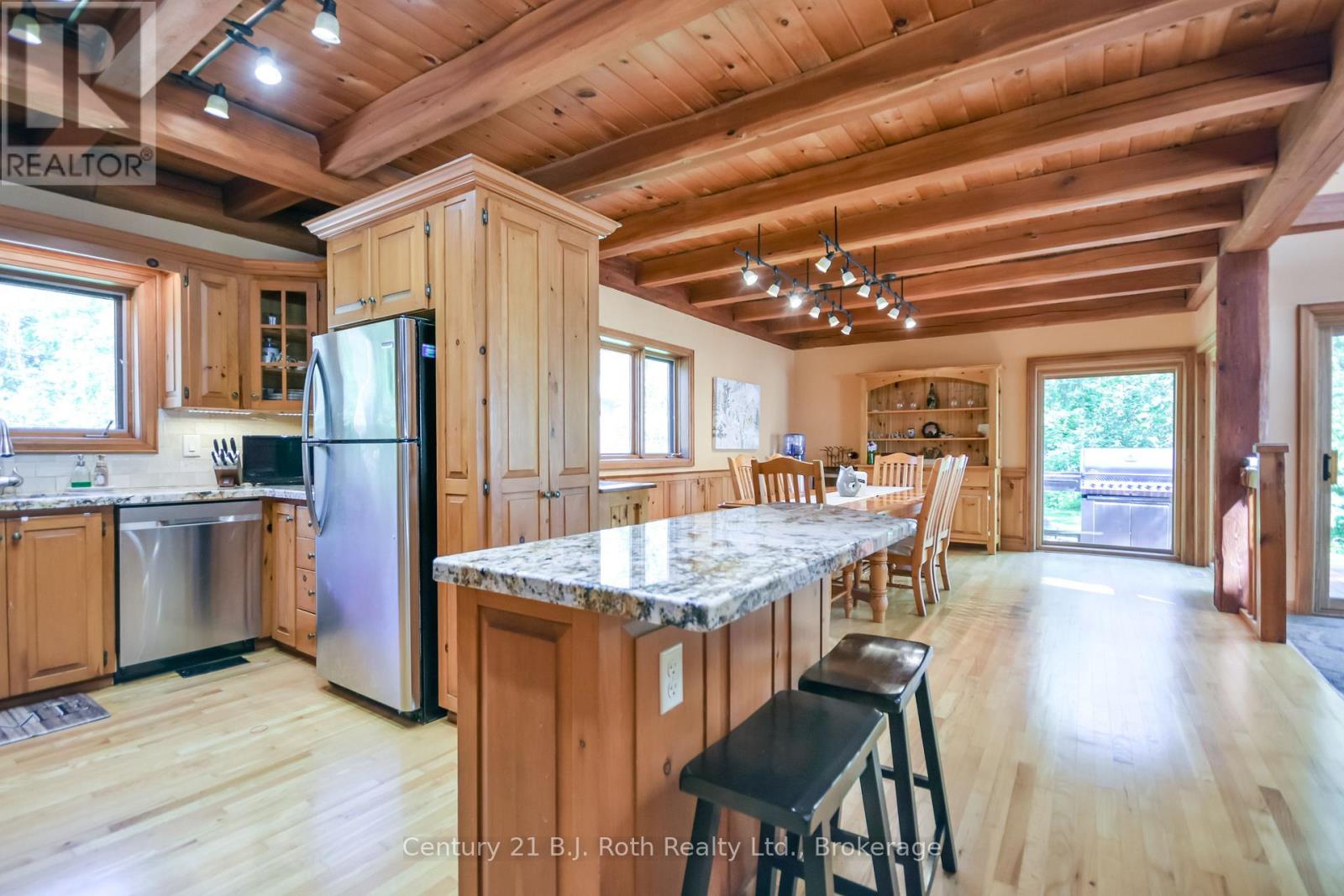 89 Mccrackin Avenue, Kawartha Lakes, Ontario  L0K 1W0 - Photo 14 - X13700346