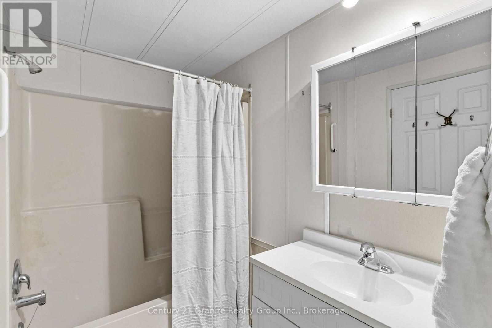 1105 Eighth Lane, Minden Hills, Ontario  K0M 2K0 - Photo 19 - X13700362
