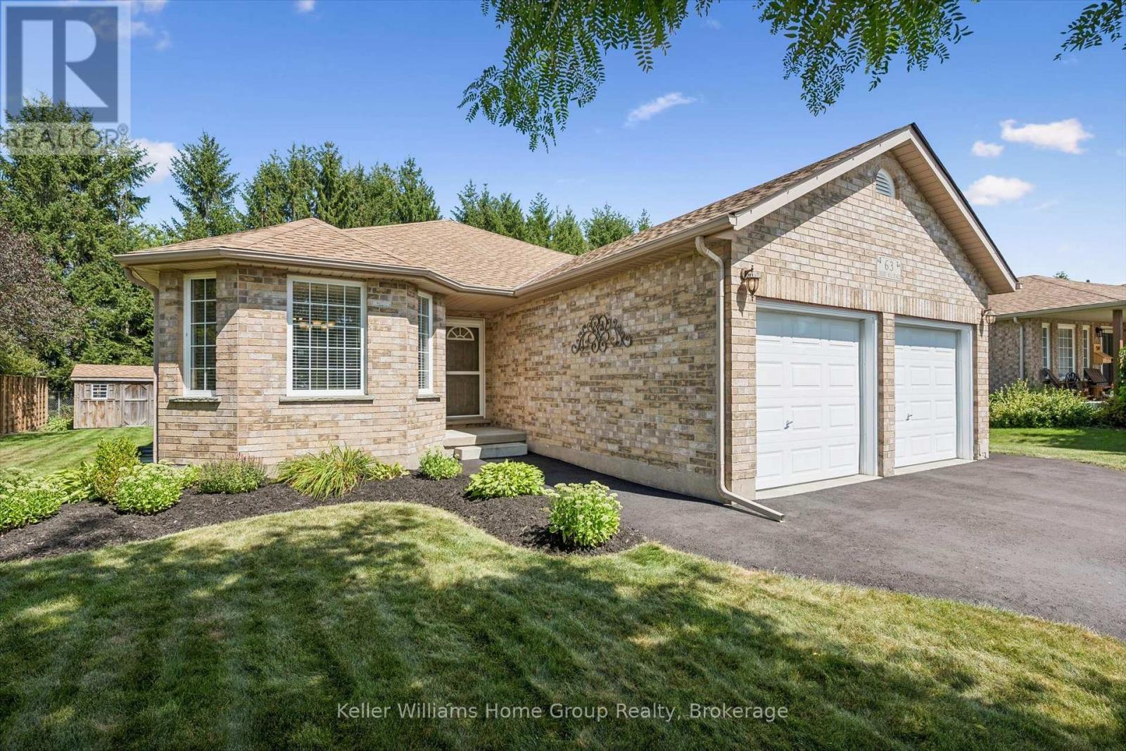 63 Cherry Hill Place, Centre Wellington (Fergus), Ontario  N1M 3T9 - Photo 1 - X13700380