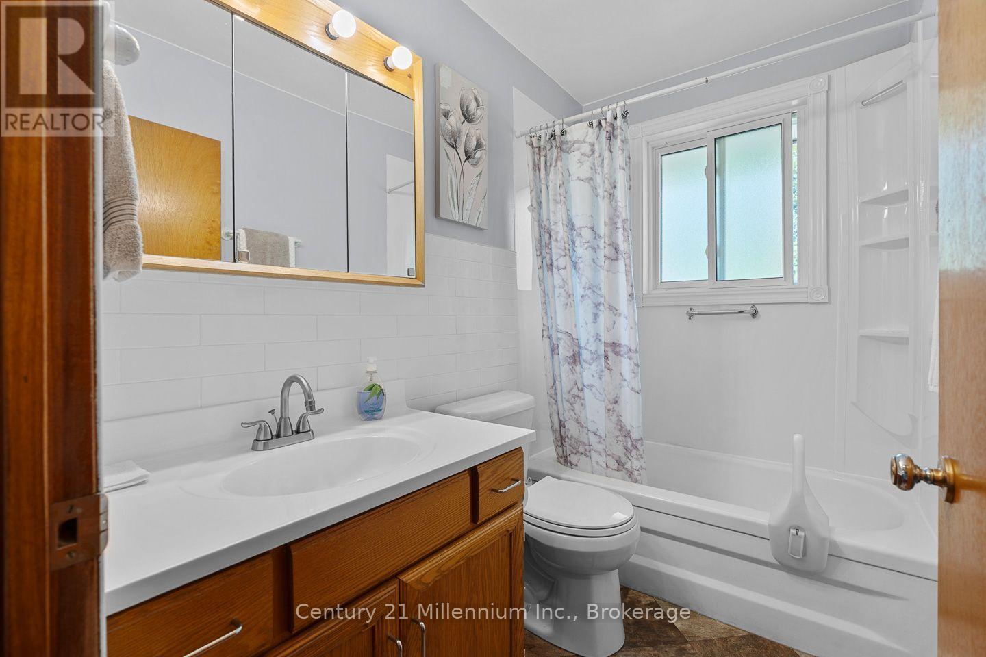 148 7th Avenue E, Owen Sound, Ontario  N4K 2W7 - Photo 17 - X13700504