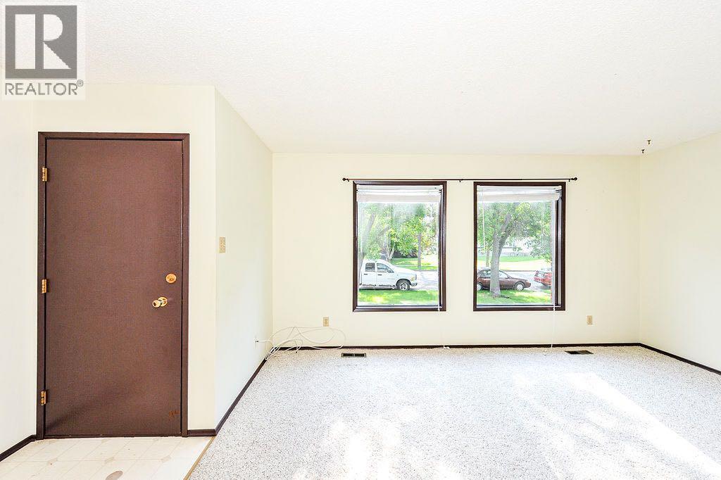 4310b 65 Street, Camrose, Alberta  T4V 2J5 - Photo 4 - A2328732