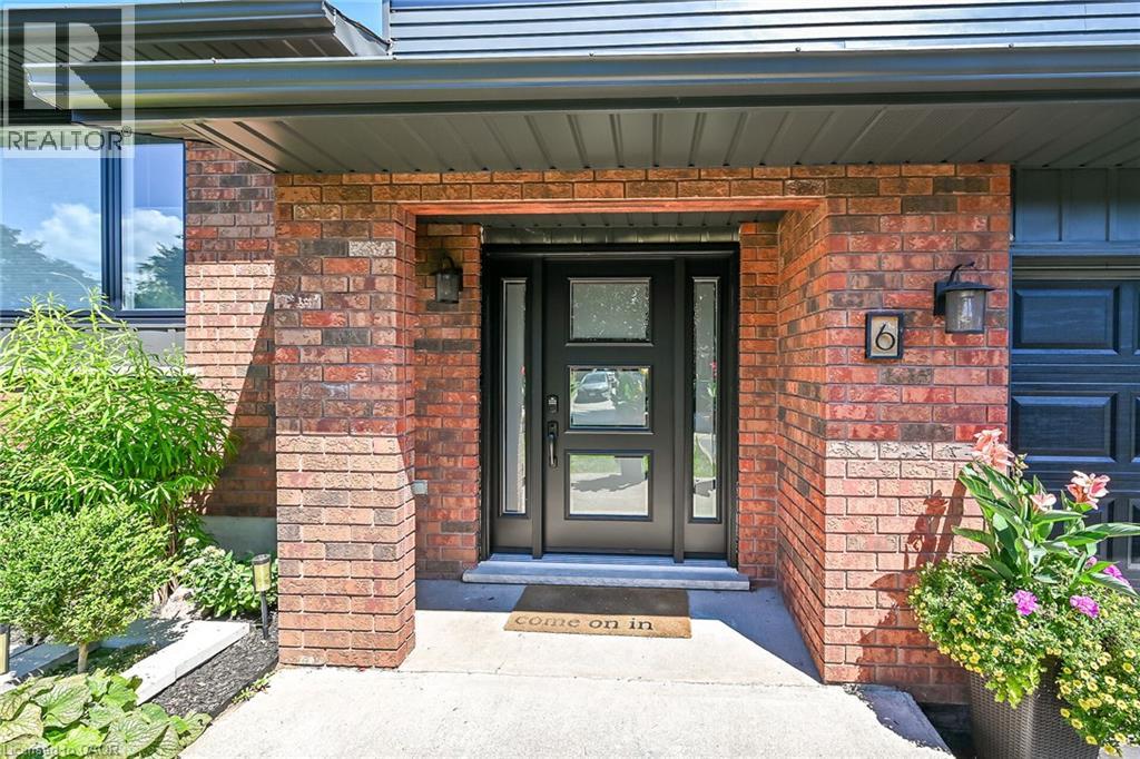 6 Margaret Avenue, Grimsby, Ontario  L3M 4S1 - Photo 2 - 40856017