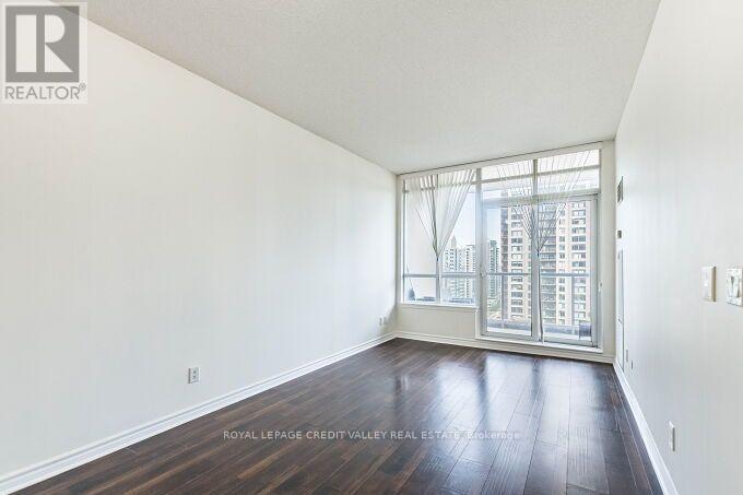 1706 - 388 Prince Of Wales Drive, Mississauga, Ontario  L5B 0A1 - Photo 14 - W13700298