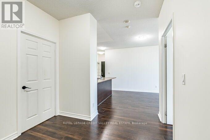 1706 - 388 Prince Of Wales Drive, Mississauga, Ontario  L5B 0A1 - Photo 22 - W13700298