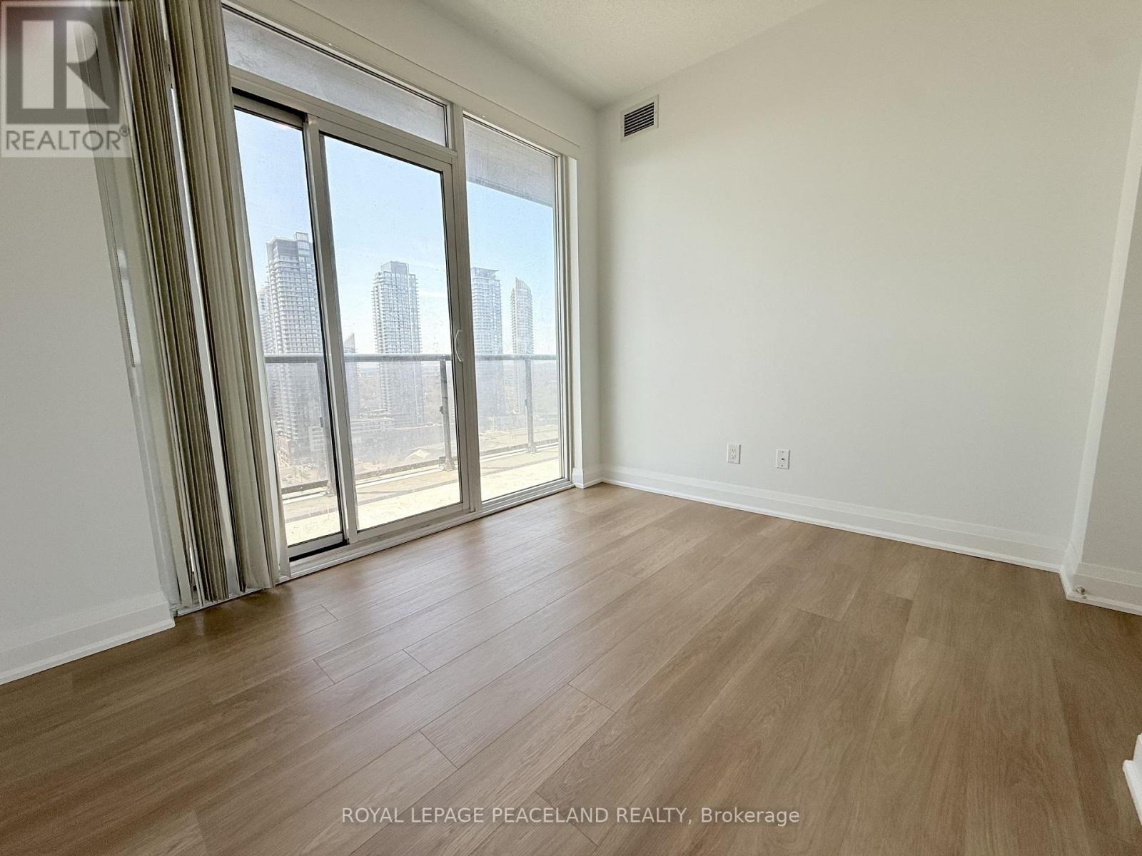 2005 - 56 Annie Craig Drive, Toronto, Ontario  M8V 0C8 - Photo 9 - W13700364