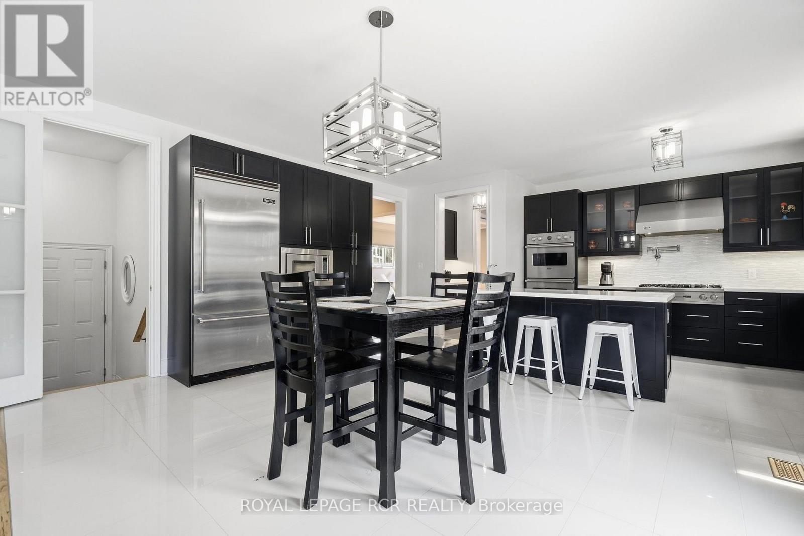 28 Billy Court, Caledon, Ontario  L7C 3X3 - Photo 16 - W13700374