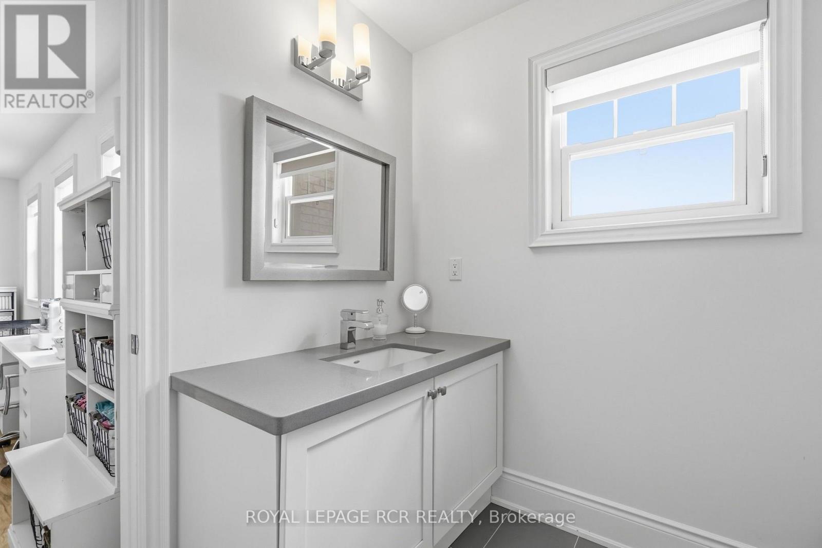 28 Billy Court, Caledon, Ontario  L7C 3X3 - Photo 33 - W13700374