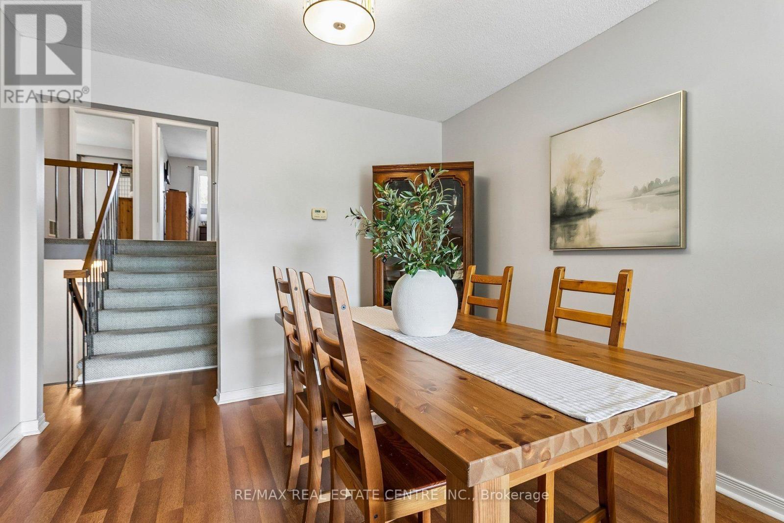 5 Hockley Path, Brampton, Ontario  L6V 3R3 - Photo 13 - W13700448