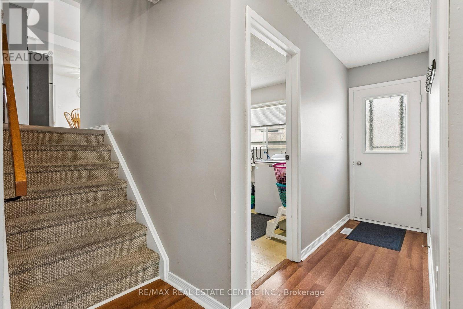 5 Hockley Path, Brampton, Ontario  L6V 3R3 - Photo 31 - W13700448