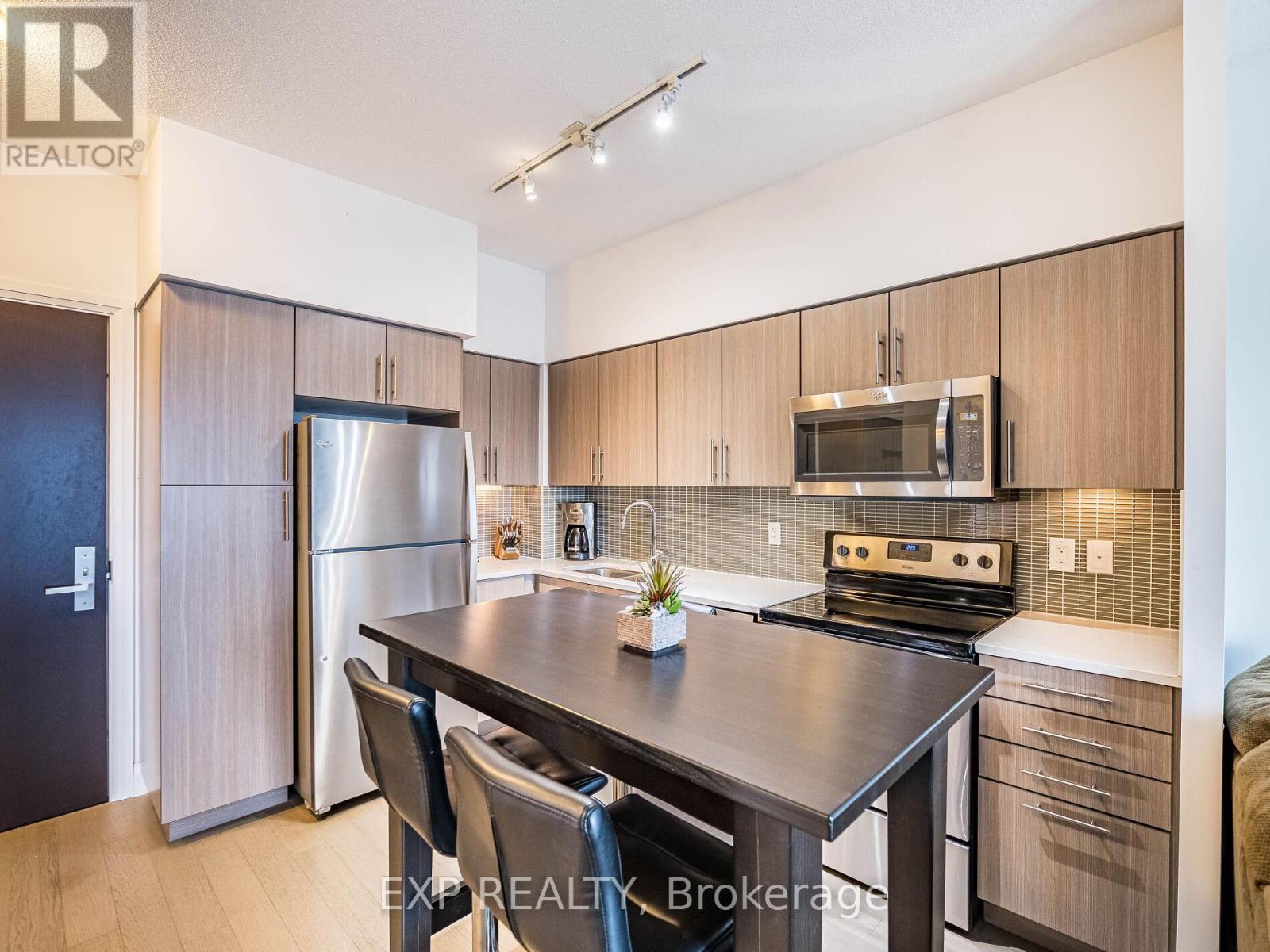 502 - 55 Speers Road, Oakville, Ontario  L6K 0H9 - Photo 13 - W13700460