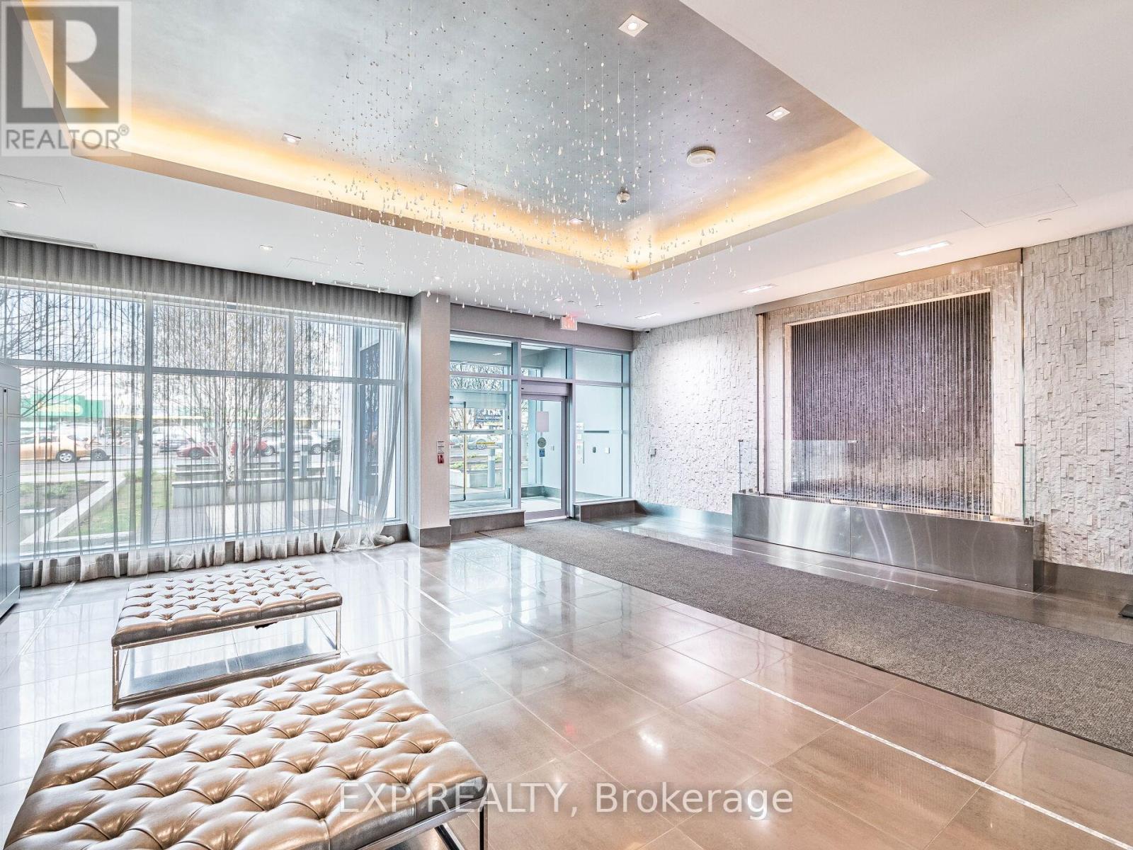 502 - 55 Speers Road, Oakville, Ontario  L6K 0H9 - Photo 4 - W13700460
