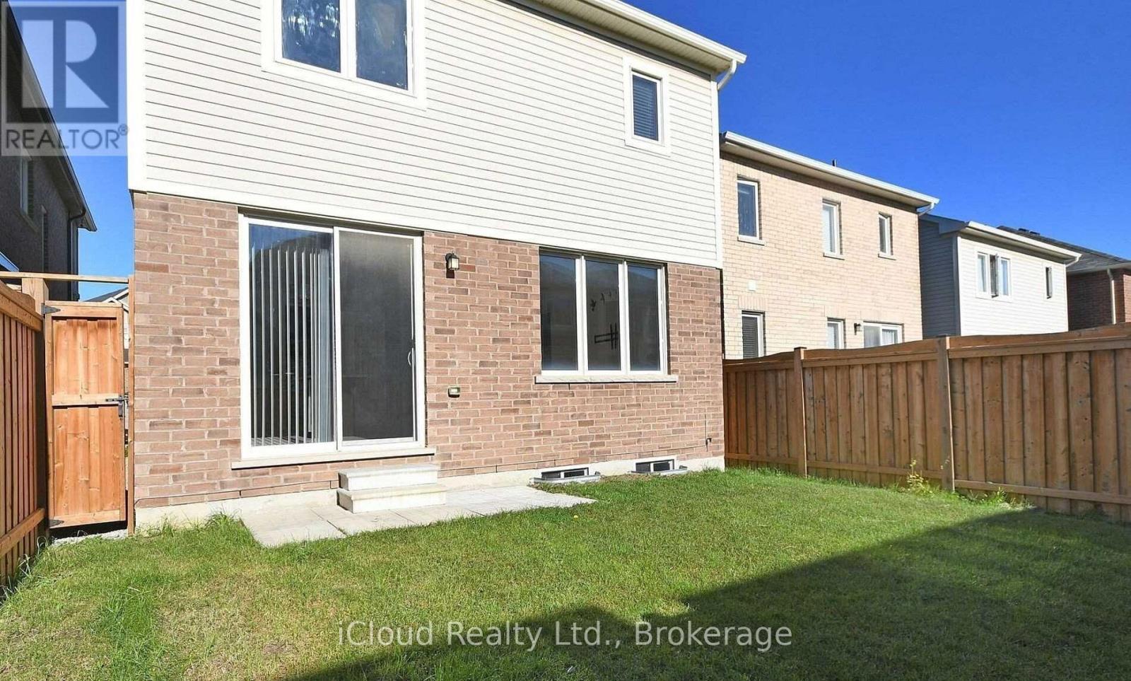 Upper - 16 Stedford Crescent, Brampton, Ontario  L7A 4P5 - Photo 11 - W13700468
