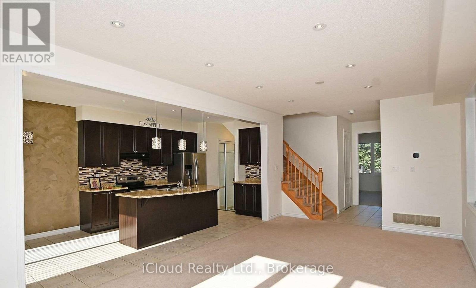 Upper - 16 Stedford Crescent, Brampton, Ontario  L7A 4P5 - Photo 3 - W13700468