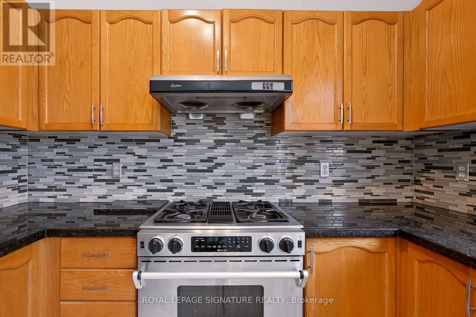 267 Laurentian Avenue, Mississauga, Ontario  L4Z 2S4 - Photo 13 - W13700528