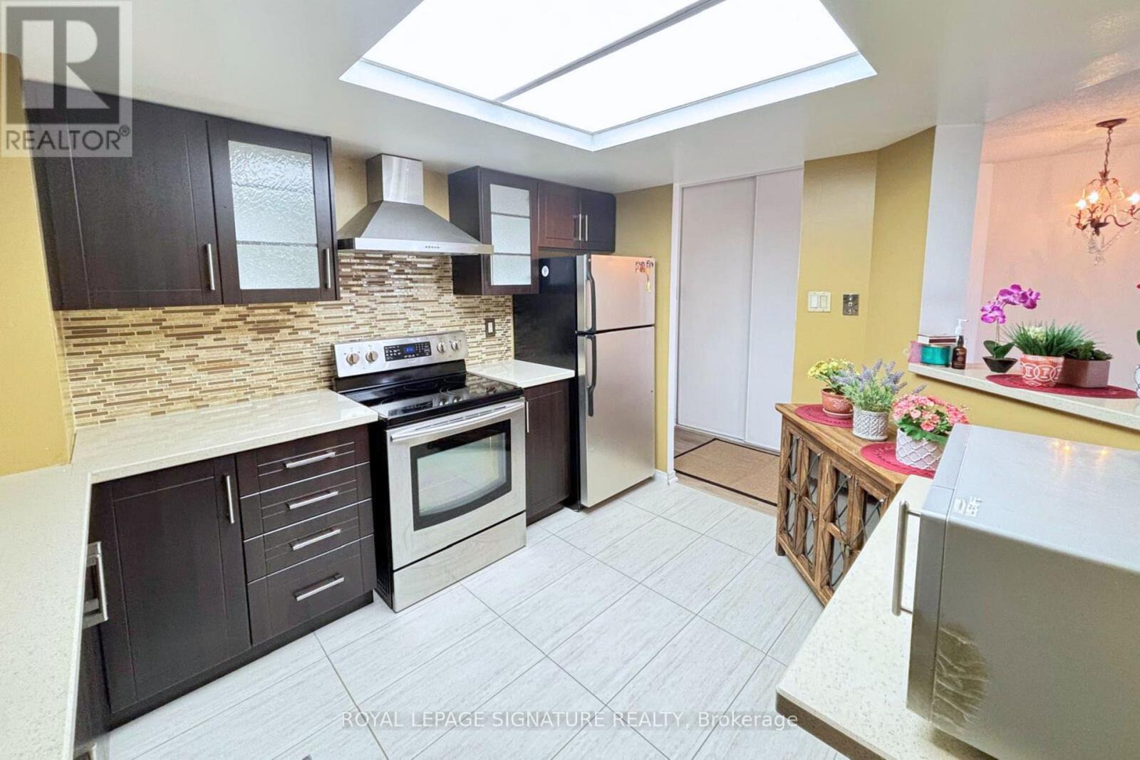 1405 - 4470 Tucana Court, Mississauga, Ontario  L5R 3K8 - Photo 7 - W13700584