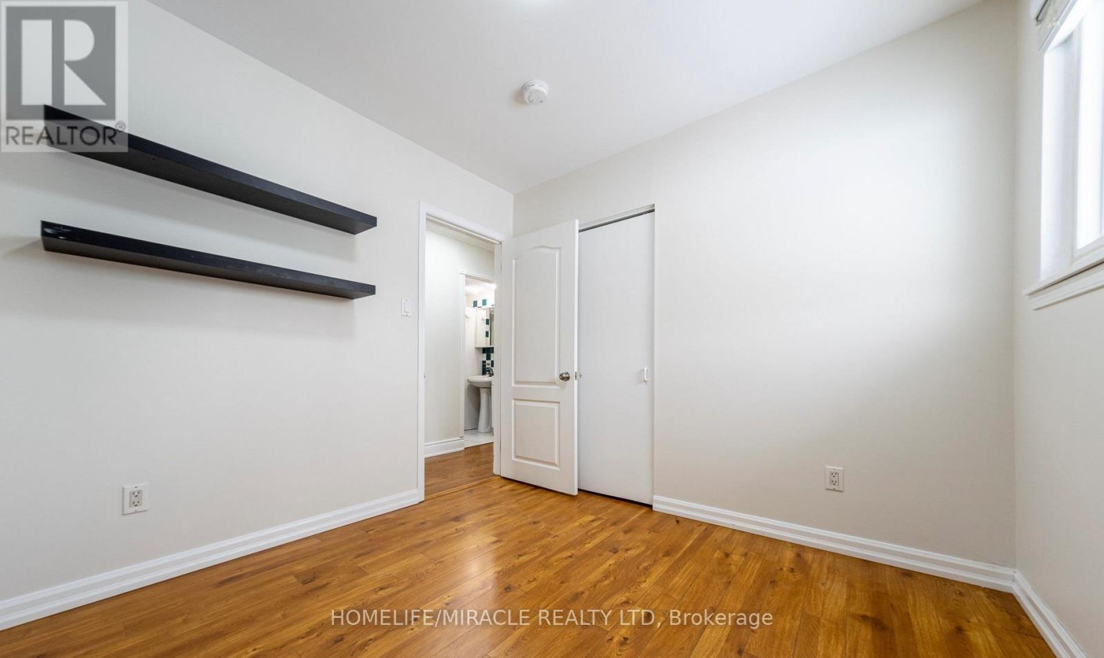 60 Centre Street, Brampton, Ontario  L6W 2X8 - Photo 13 - W13700592
