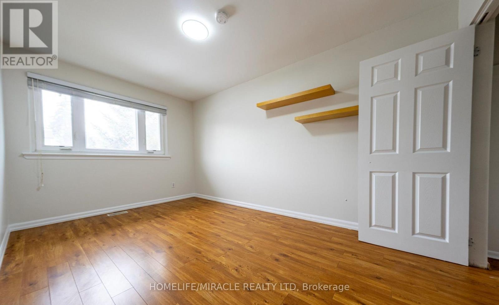 60 Centre Street, Brampton, Ontario  L6W 2X8 - Photo 15 - W13700592