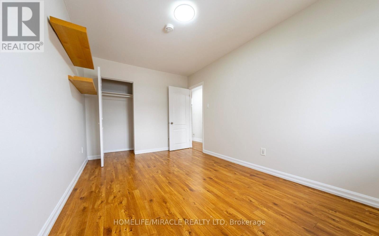 60 Centre Street, Brampton, Ontario  L6W 2X8 - Photo 16 - W13700592