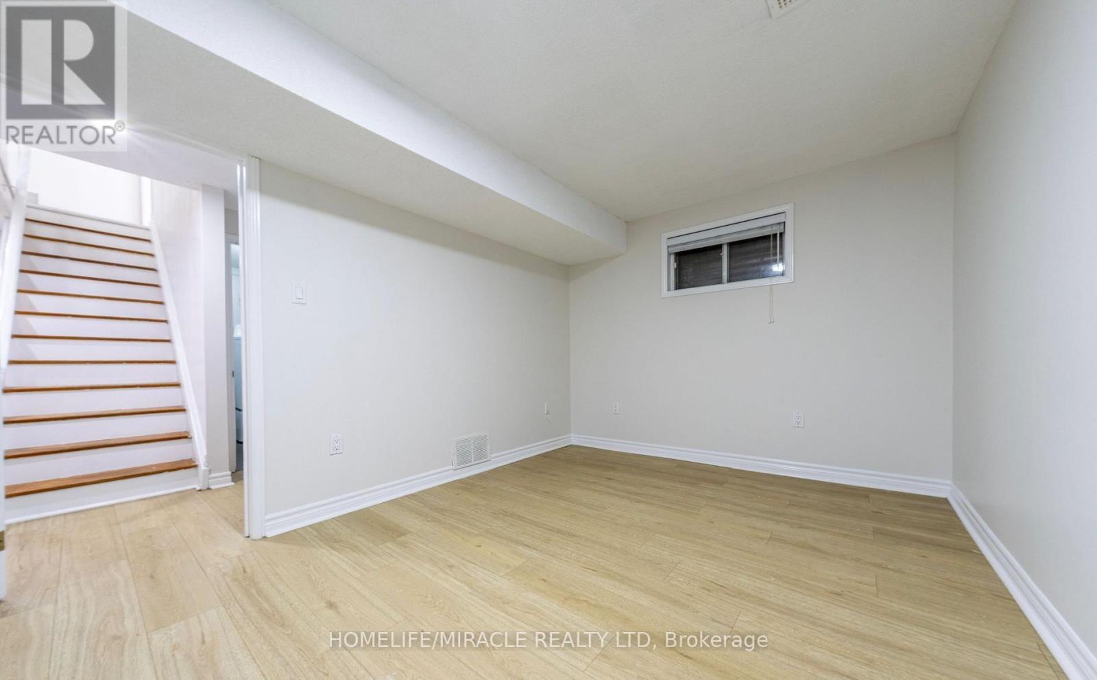 60 Centre Street, Brampton, Ontario  L6W 2X8 - Photo 20 - W13700592