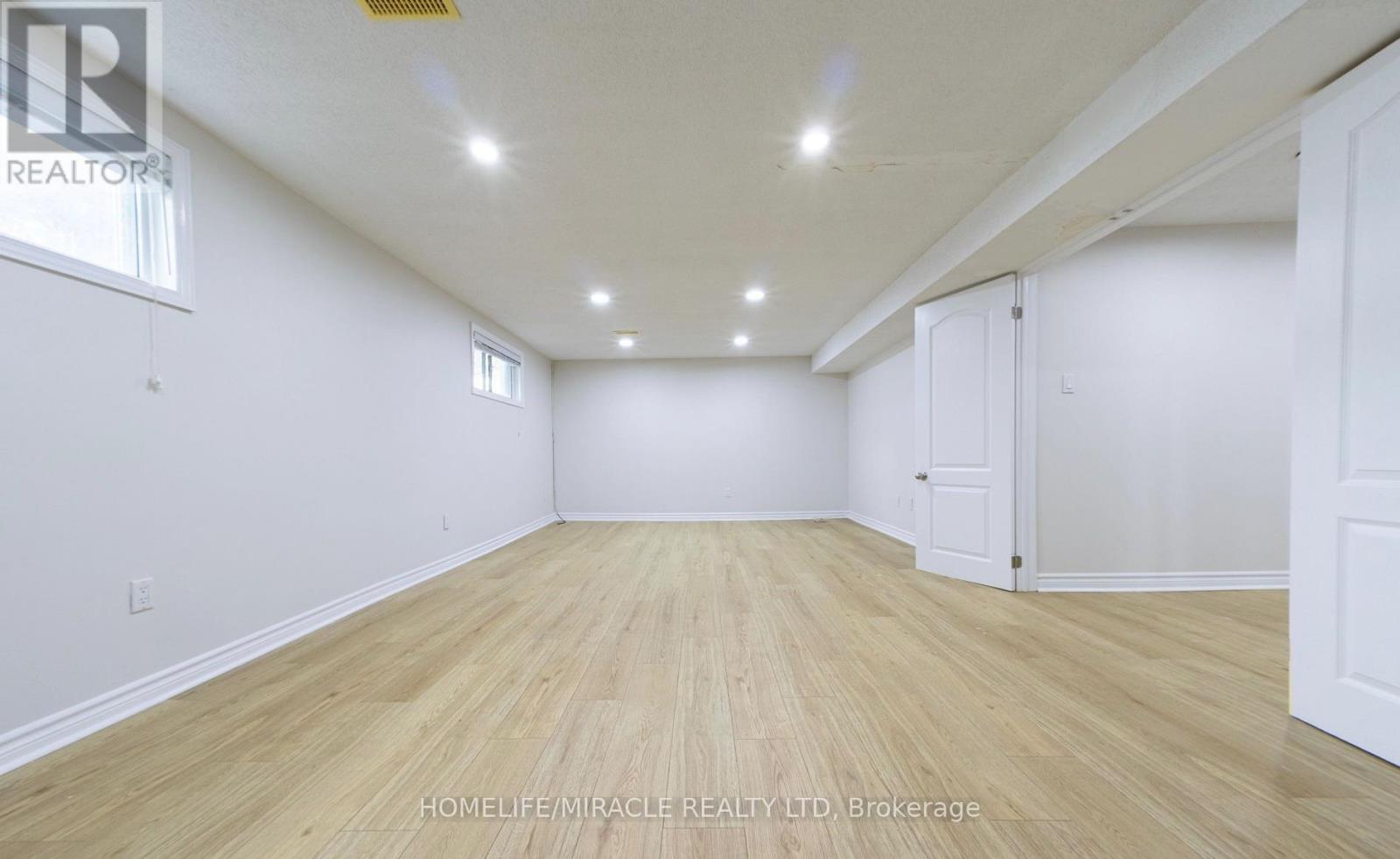 60 Centre Street, Brampton, Ontario  L6W 2X8 - Photo 22 - W13700592