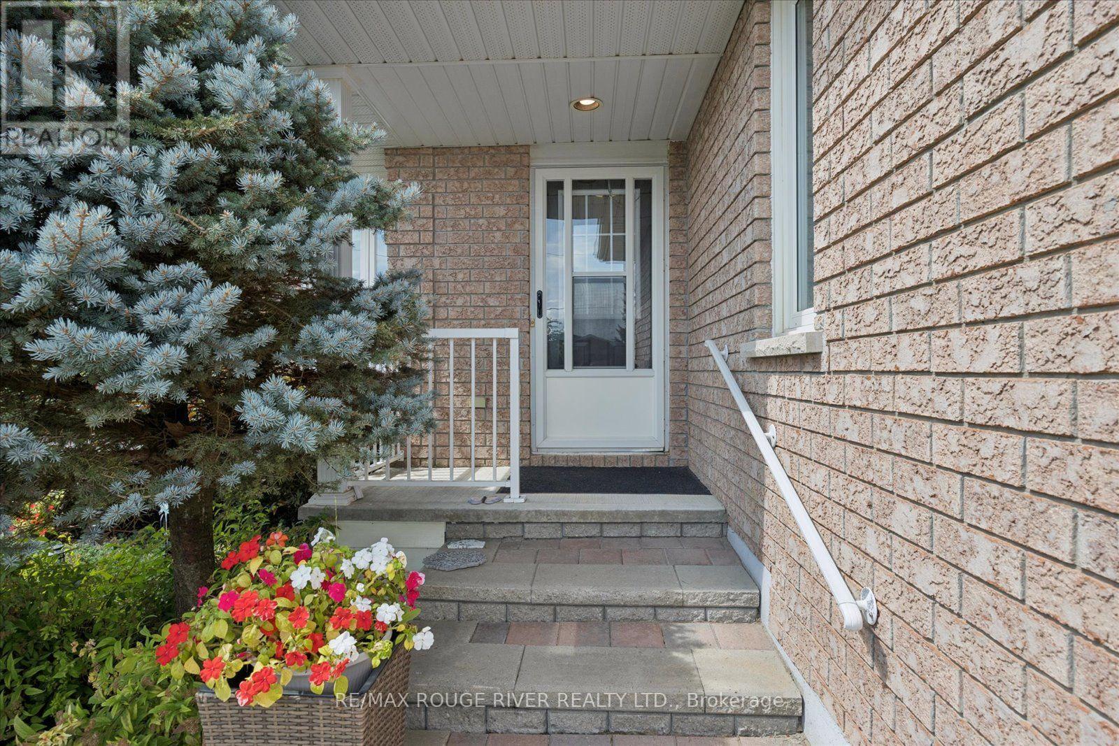 3 Beall Street, Kawartha Lakes, Ontario  K9A 6J6 - Photo 3 - X13700286