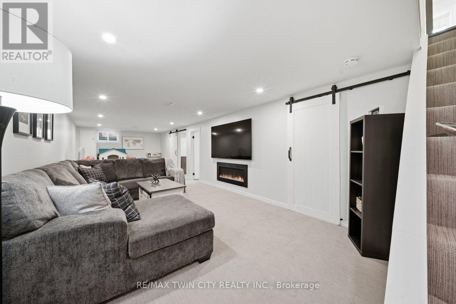 45 Wayne Drive, Brantford, Ontario  N3R 2Y8 - Photo 17 - X13700482