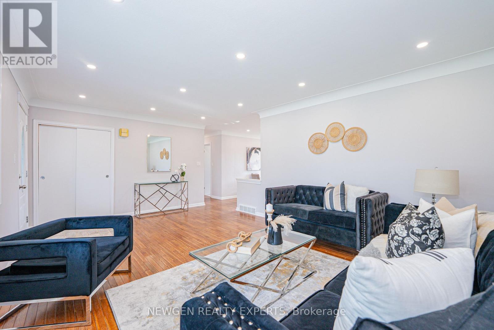 4443 Dorchester Road, Niagara Falls, Ontario  L2E 6N5 - Photo 10 - X13700612