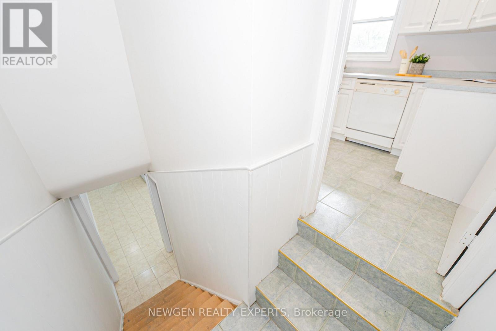 4443 Dorchester Road, Niagara Falls, Ontario  L2E 6N5 - Photo 31 - X13700612