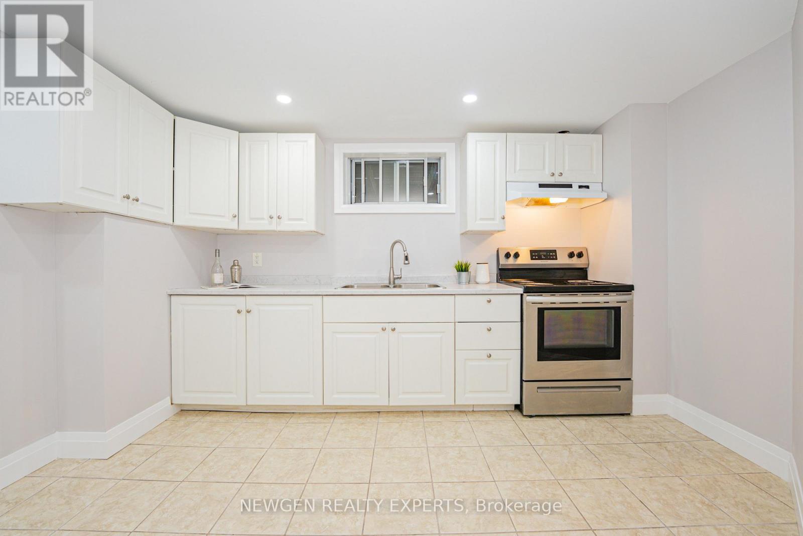 4443 Dorchester Road, Niagara Falls, Ontario  L2E 6N5 - Photo 33 - X13700612