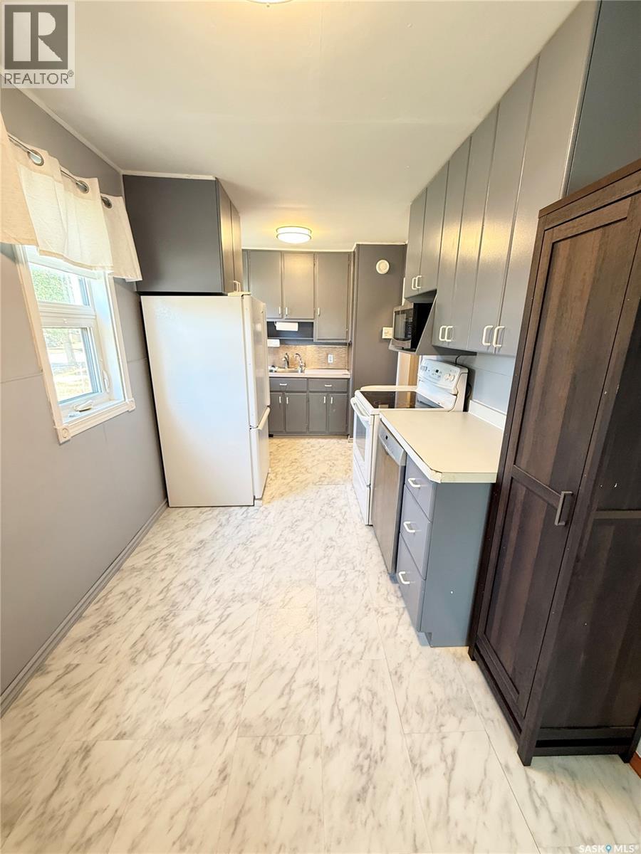 718 4th Street S, Weyburn, Saskatchewan  S4H 2G3 - Photo 20 - SK046288