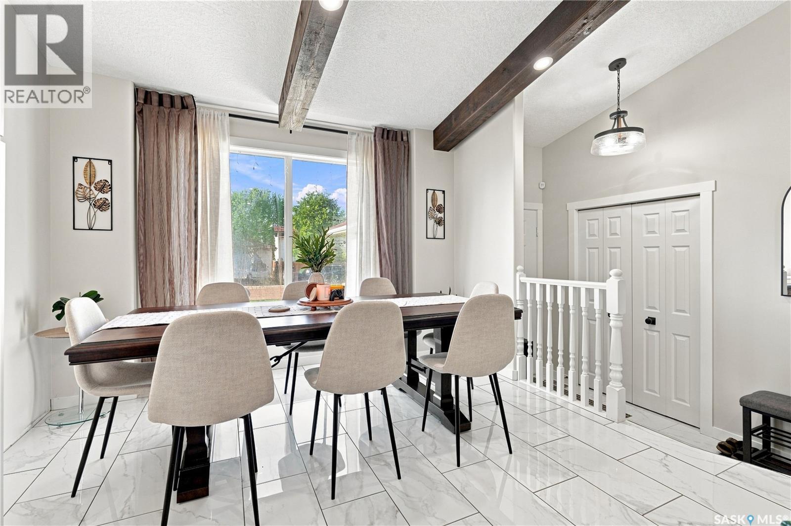 107 Hall Crescent, Saskatoon, Saskatchewan  S7L 7G7 - Photo 6 - SK046283