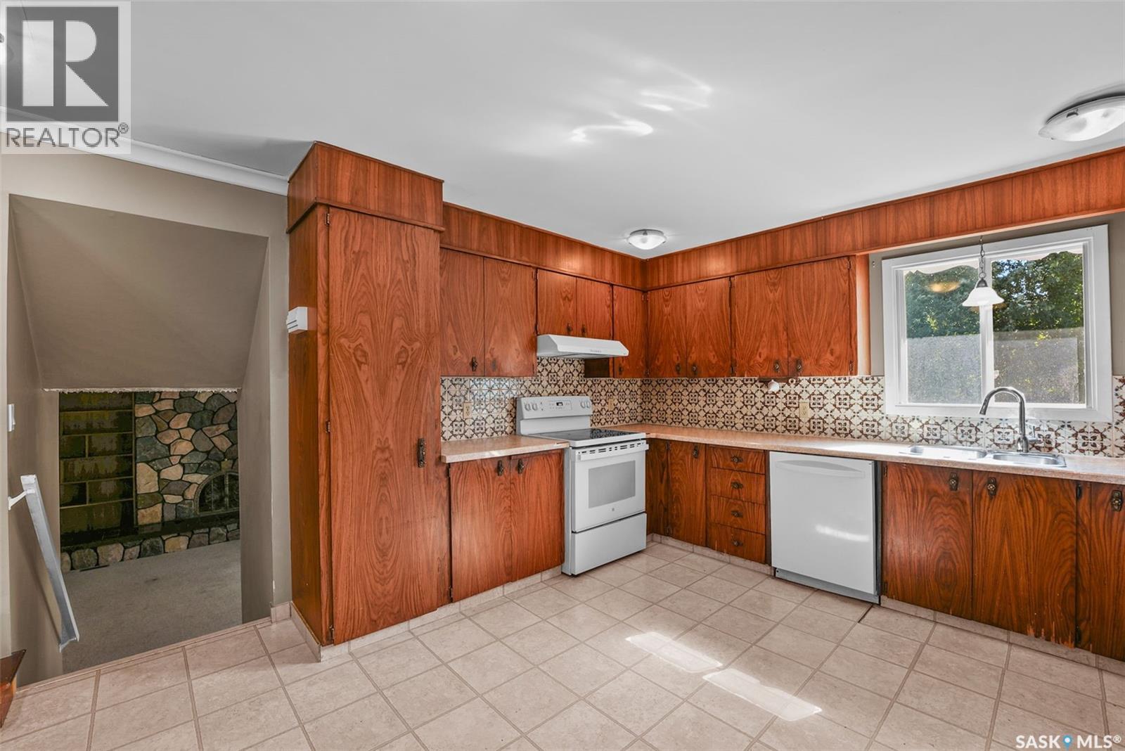 138 Mayfield Road, Regina, Saskatchewan  S4V 0B6 - Photo 10 - SK046227