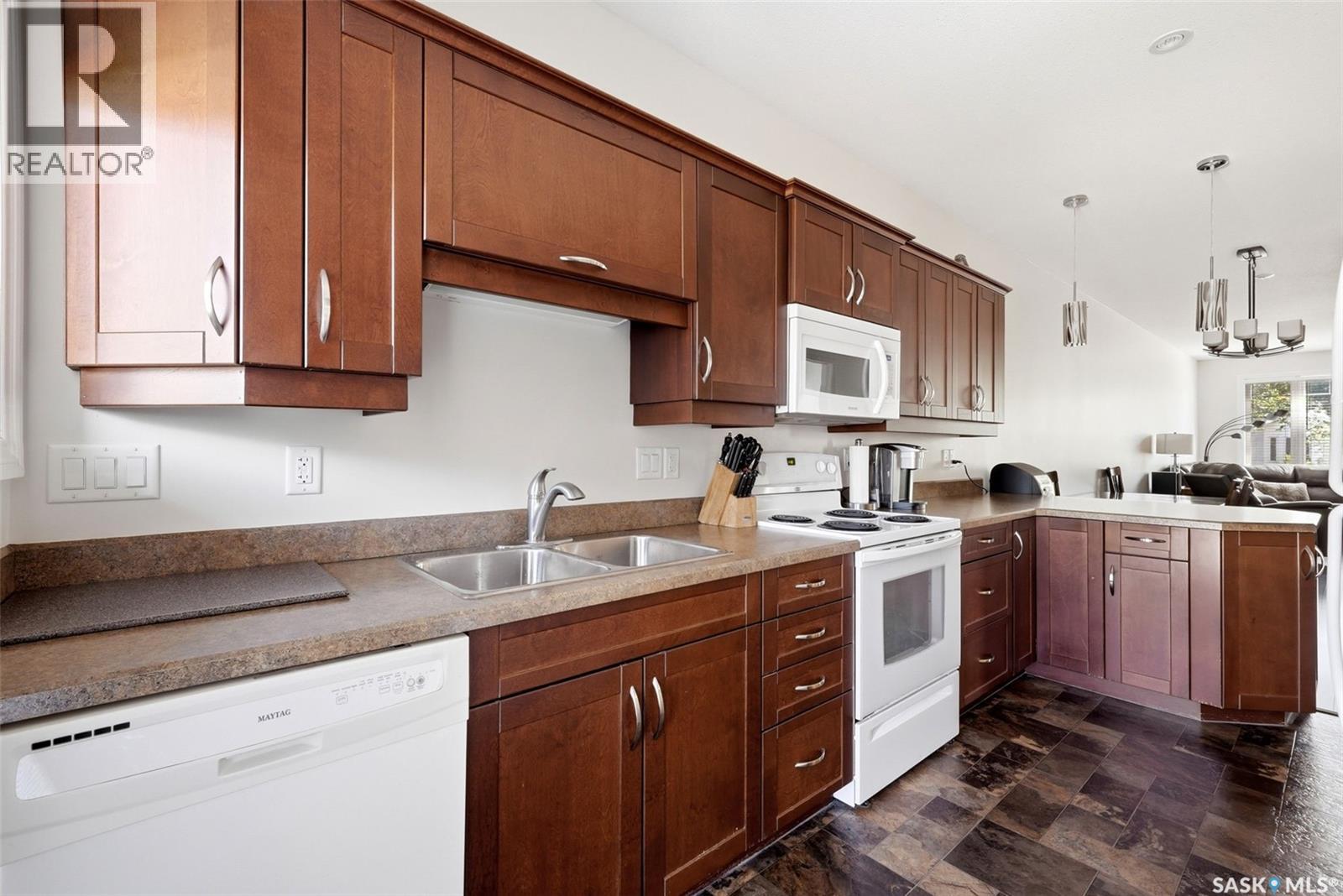 240 Ottawa Street, Regina, Saskatchewan  S4R 1N5 - Photo 11 - SK046180