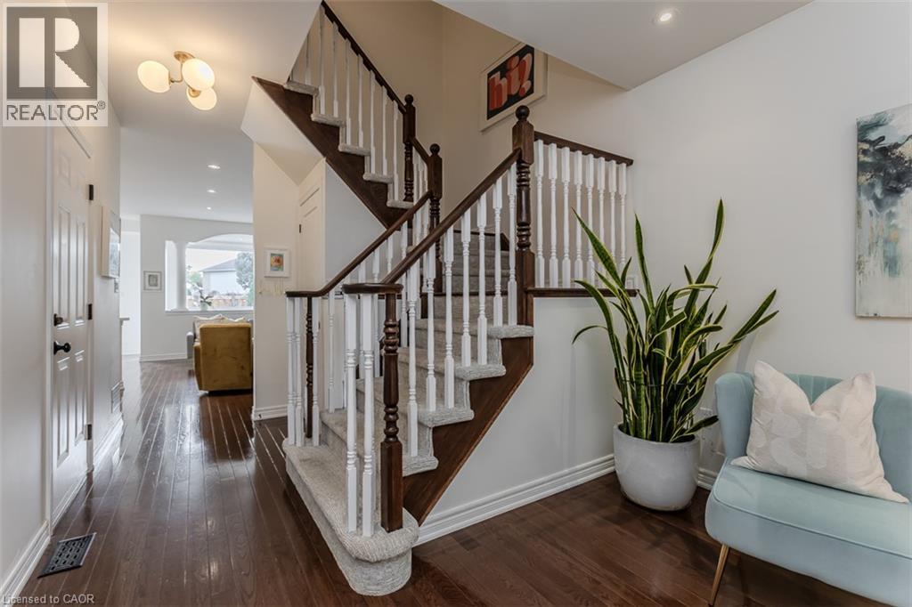 5316 Applegarth Drive, Burlington, Ontario  L7L 7E3 - Photo 23 - 40857476