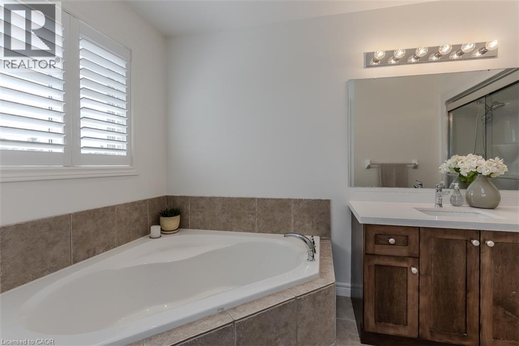 5316 Applegarth Drive, Burlington, Ontario  L7L 7E3 - Photo 30 - 40857476