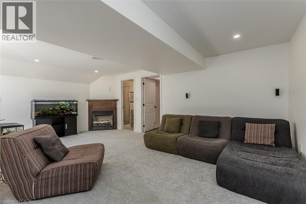 5316 Applegarth Drive, Burlington, Ontario  L7L 7E3 - Photo 43 - 40857476