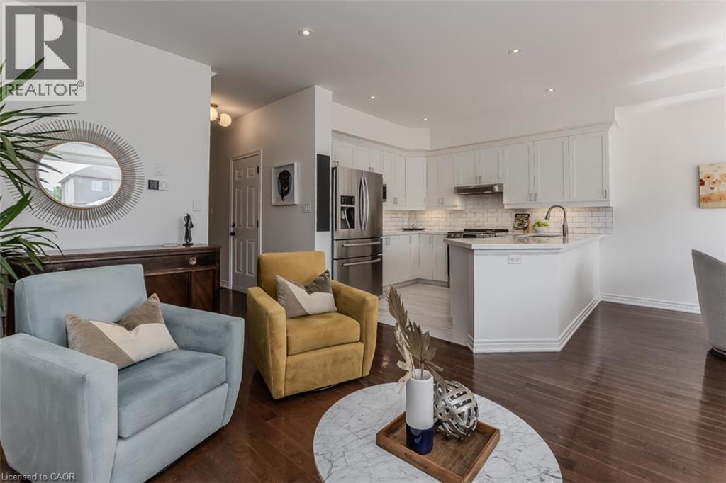 5316 Applegarth Drive, Burlington, Ontario  L7L 7E3 - Photo 6 - 40857476
