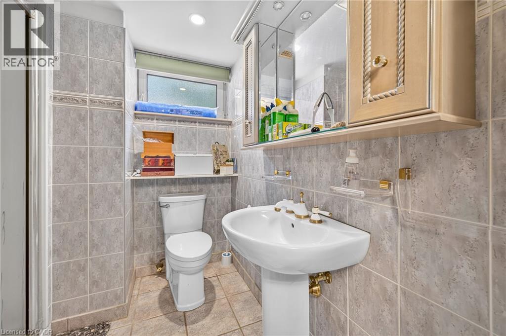170 Mohawk Road, Ancaster, Ontario  L0G 2W9 - Photo 31 - 40857381