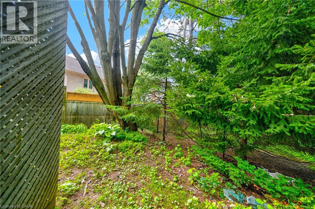 170 Mohawk Road, Ancaster, Ontario  L0G 2W9 - Photo 42 - 40857381